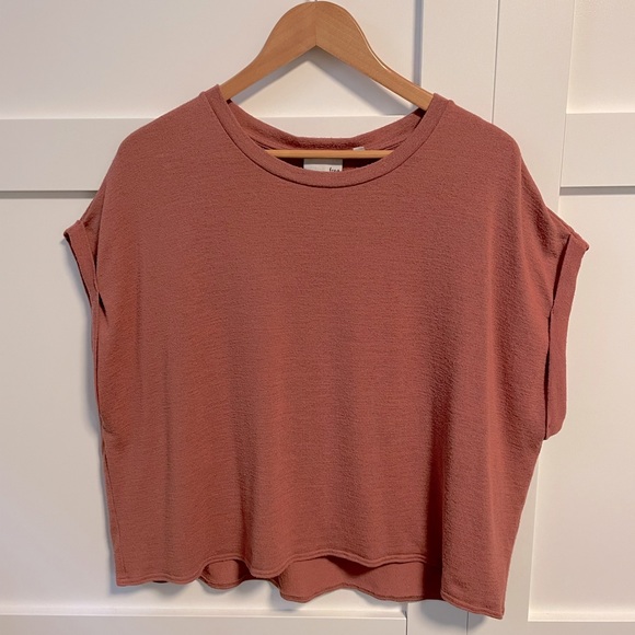 Aritzia Wilfred Free boxy t shirt - size L